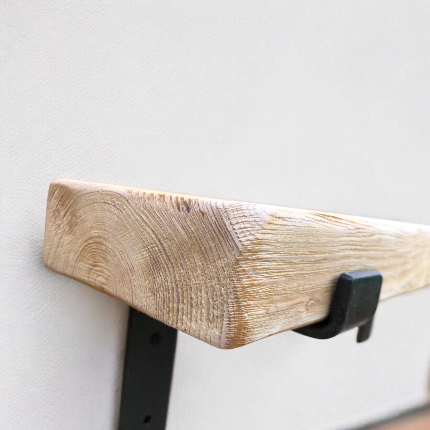 Solid Wood Shelf| Distressed Shelf | Entryway Shelf | Made to Measure Shelving | Free UK Delivery | Brackets and Fixings included | Rustic